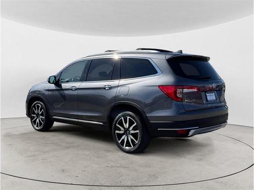 2019 Honda Pilot Touring 8-Passenger