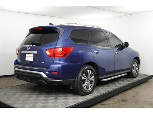 2019 Nissan Pathfinder SV