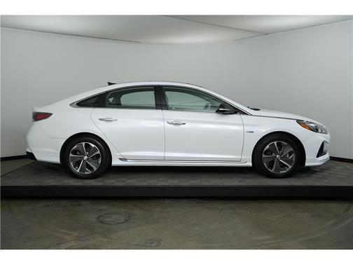 2019 Hyundai SONATA Hybrid Limited