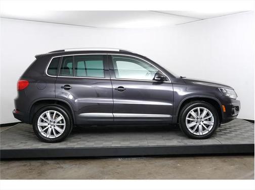 2016 Volkswagen Tiguan SE