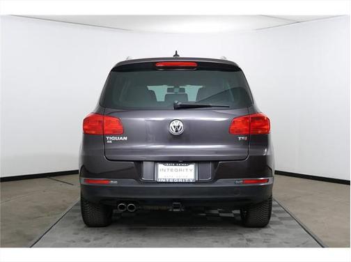 2016 Volkswagen Tiguan SE