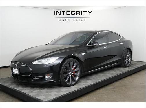 2015 Tesla Model S 85D