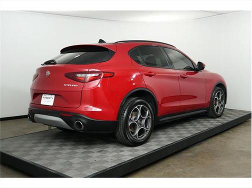 2019 Alfa Romeo Stelvio Ti Sport