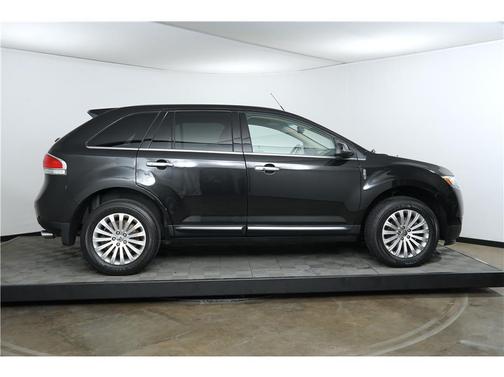 2014 Lincoln MKX Base