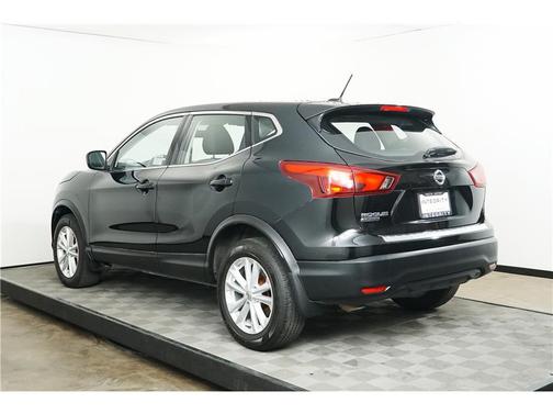 2018 Nissan Rogue Sport S