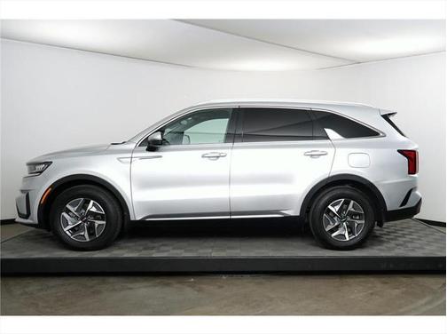 2022 Kia Sorento Hybrid S