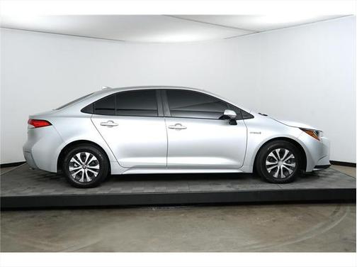 2020 Toyota Corolla Hybrid LE