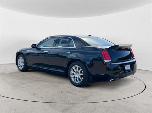 2015 Chrysler 300C Platinum