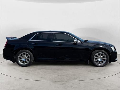 2015 Chrysler 300C Platinum