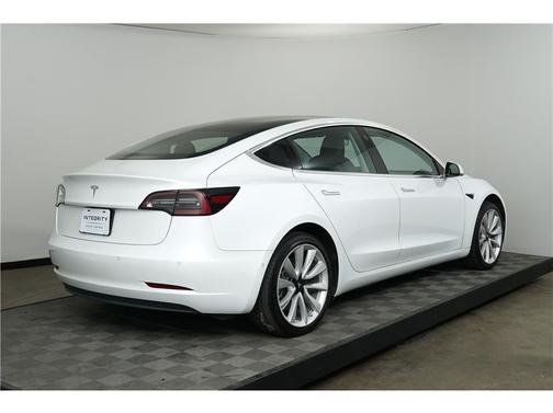 2019 Tesla Model 3 Standard Range Plus