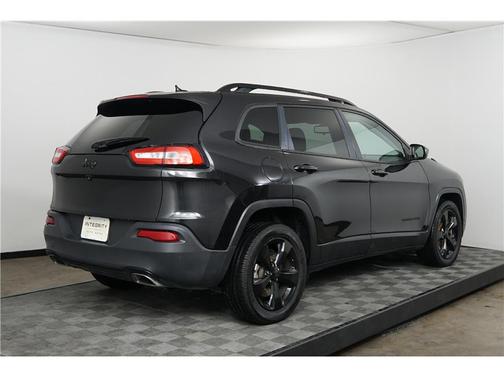 2016 Jeep Cherokee Altitude