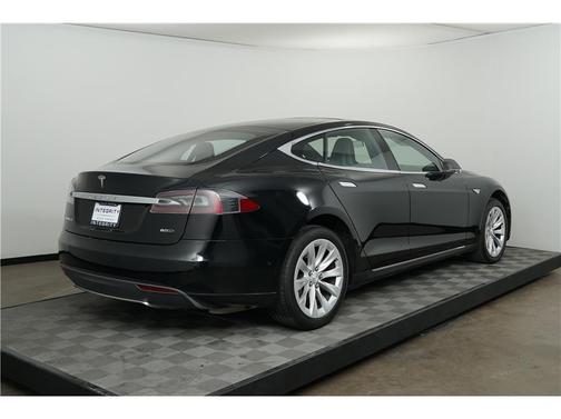 Black 2016 Tesla Model S 85D