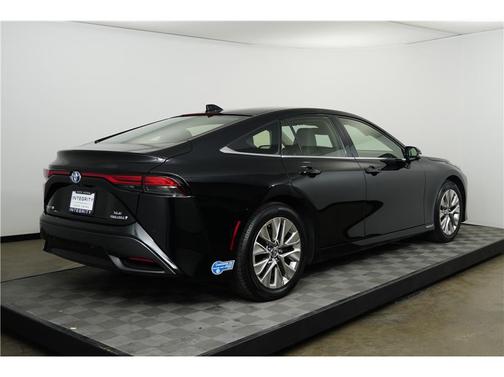 2021 Toyota Mirai Base