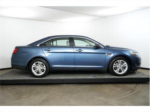 2019 Ford Taurus SE