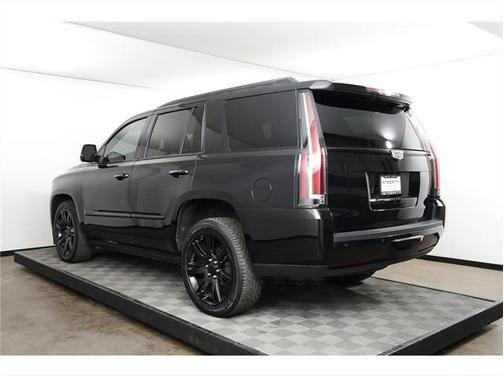 2016 Cadillac Escalade Premium