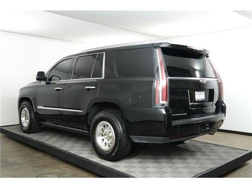 2016 Cadillac Escalade Platinum