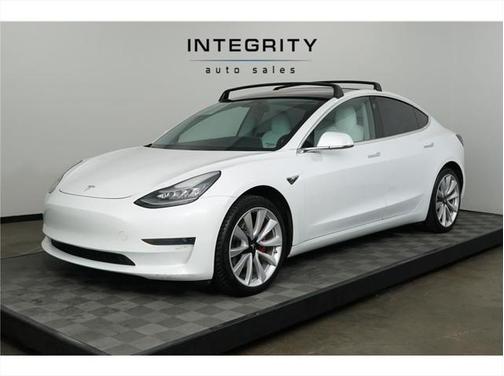 2019 Tesla Model 3 Standard Range Plus