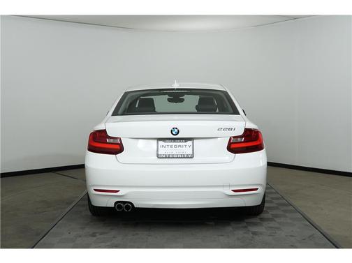 2015 BMW 228 228i