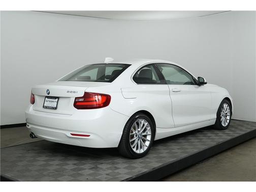 2015 BMW 228 228i