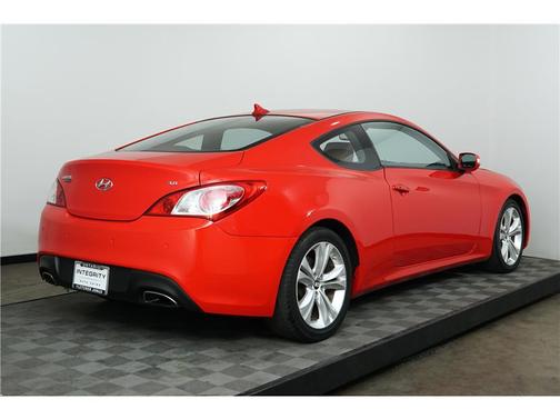 2010 Hyundai Genesis Coupe 3.8 Grand Touring