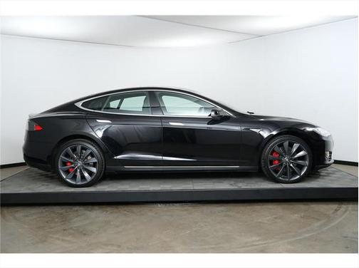 2015 Tesla Model S P85D