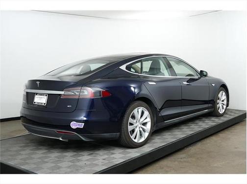2014 Tesla Model S 85