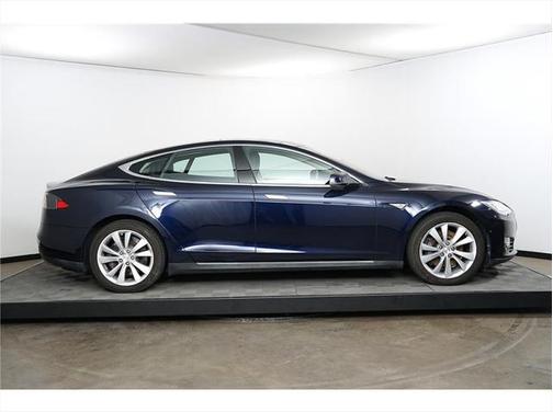 2014 Tesla Model S 85
