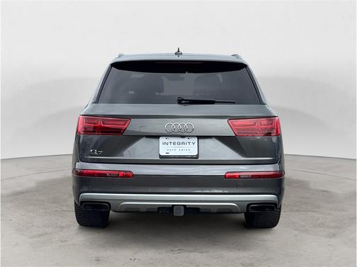 Samurai Gray Metallic 2019 Audi Q7 55 Premium Plus