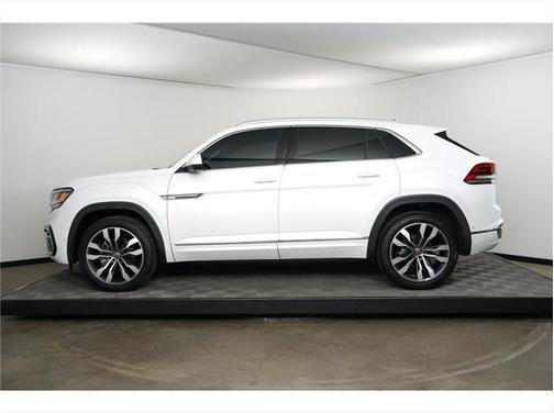 2022 Volkswagen Atlas Cross Sport 3.6L V6 SEL Premium R-Line