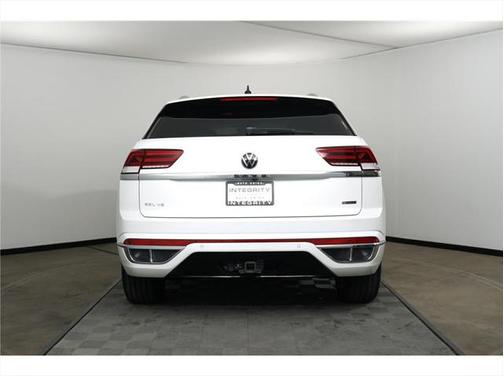 2022 Volkswagen Atlas Cross Sport 3.6L V6 SEL Premium R-Line