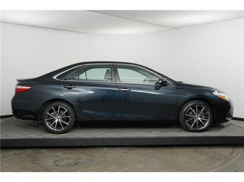 2015 Toyota Camry XSE