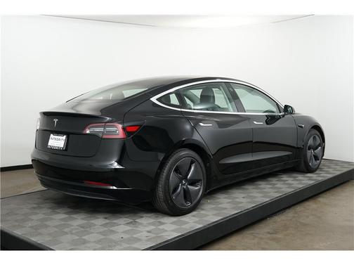 2018 Tesla Model 3 Mid Range