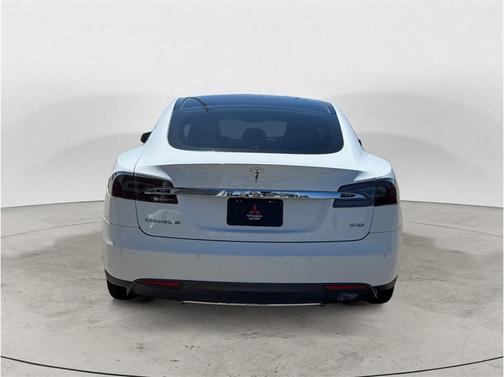 White 2016 Tesla Model S 70D