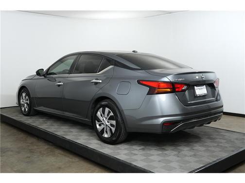 2020 Nissan Altima S FWD