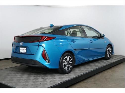 2017 Toyota Prius Prime Plus