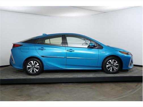 2017 Toyota Prius Prime Plus