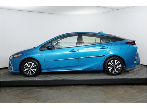 2017 Toyota Prius Prime Plus