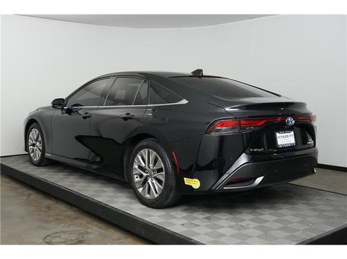2021 Toyota Mirai Base