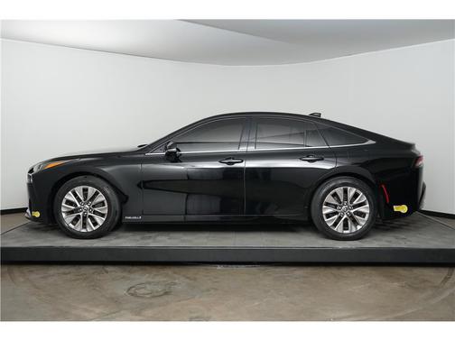 2021 Toyota Mirai Base