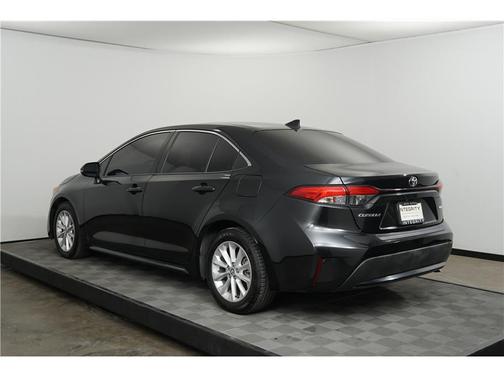 2020 Toyota Corolla XLE