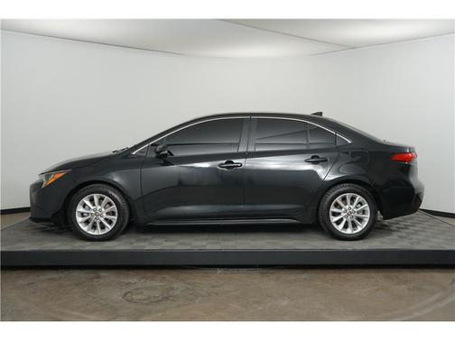 2020 Toyota Corolla XLE