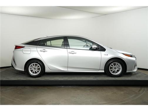 2017 Toyota Prius Prime Plus