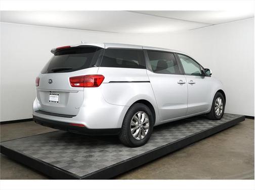 2021 Kia Sedona LX