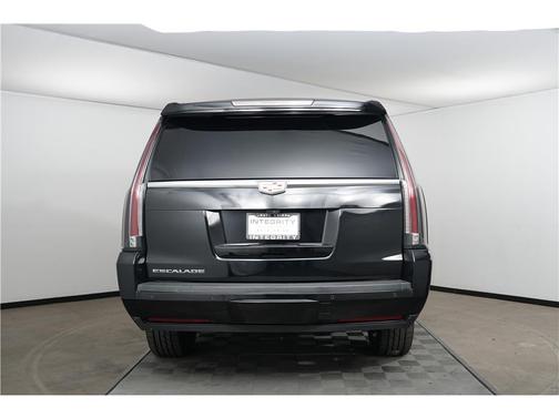 2020 Cadillac Escalade ESV Luxury