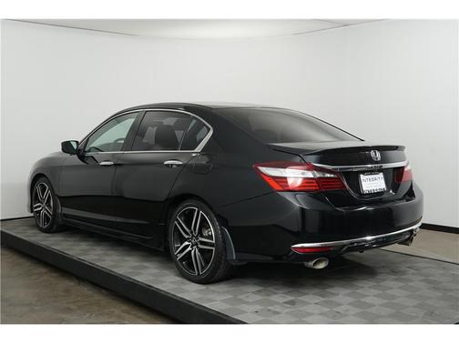2017 Honda Accord Sport SE