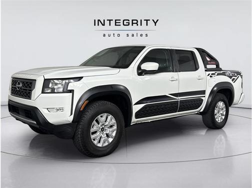 Glacier White 2023 Nissan Frontier SV
