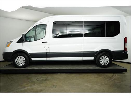 2017 Ford Transit-350 XLT