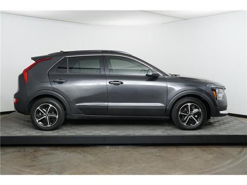 2023 Kia Niro EX