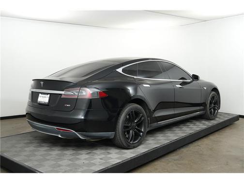 2013 Tesla Model S Performance