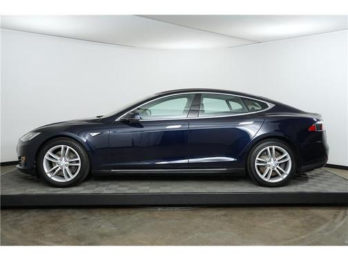 2013 Tesla Model S 